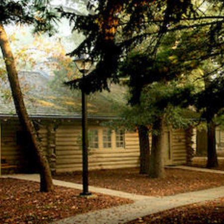 Starved Rock Lodge & Conference Center Utica Экстерьер фото