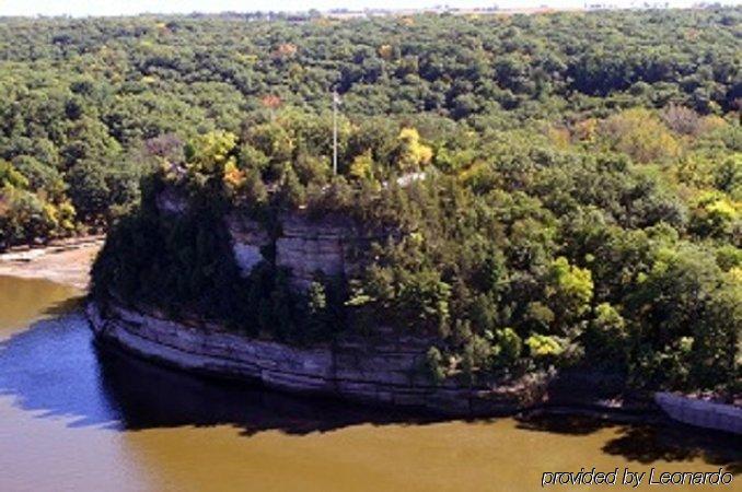 Starved Rock Lodge & Conference Center Utica Экстерьер фото